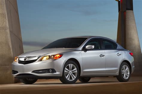 2014 Acura Ilx hybrid photo