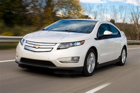 2014 Chevrolet Volt photo