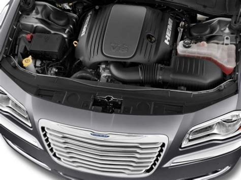 2014 Chrysler 300 engine