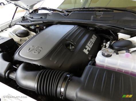 2014 Dodge Challenger engine