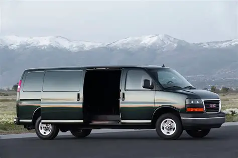 2014 Gmc Savana 3500 photo