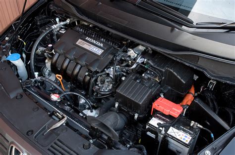 2014 Honda Insight engine