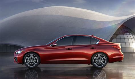 2014 Infiniti Q50 photo