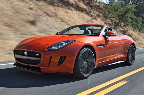 2014 Jaguar F-type photo