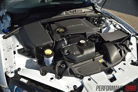 2014 Jaguar Xf engine