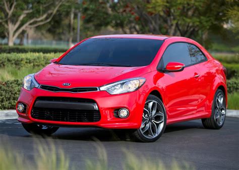 2014 Kia Forte koup photo