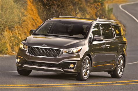 2014 Kia Sedona photo