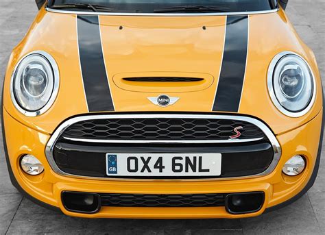 2014 Mini Cooper s photo