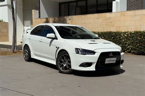 2014 Mitsubishi Lancer ralliart engine