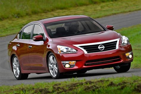 2014 Nissan Altima photo