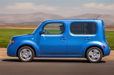 2014 Nissan Cube photo