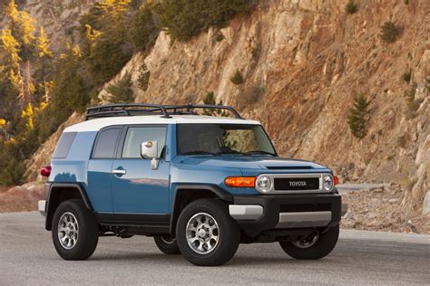 2014 Toyota Fj cruiser photo