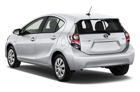 2014 Toyota Prius c photo