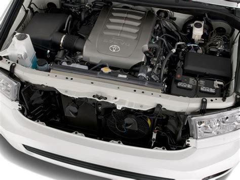 2014 Toyota Sequoia engine