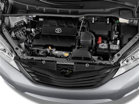 2014 Toyota Sienna engine