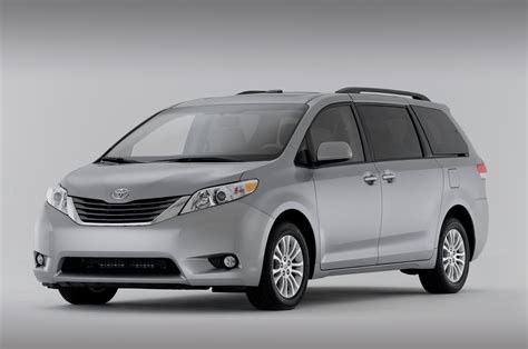 2014 Toyota Sienna photo