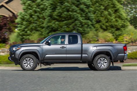 2014 Toyota Tacoma photo