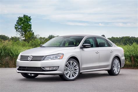 2014 Volkswagen Passat photo