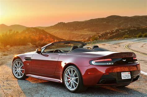 2015 Aston martin V12 vantage coupe photo