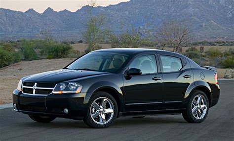 2015 Dodge Avenger photo