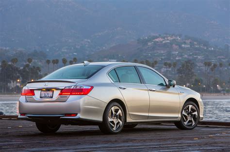 2015 Honda Accord fhev photo