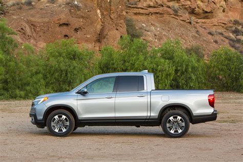 2015 Honda Ridgeline photo