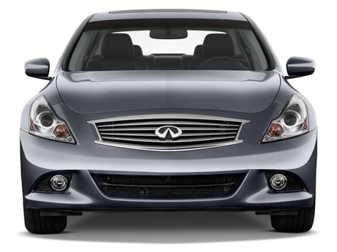 2015 Infiniti Q40 photo