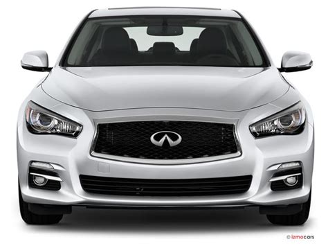 2015 Infiniti Q50 photo