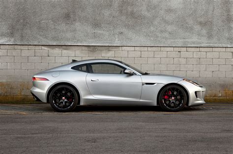 2015 Jaguar F-type photo