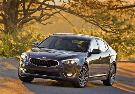 2015 Kia Cadenza photo