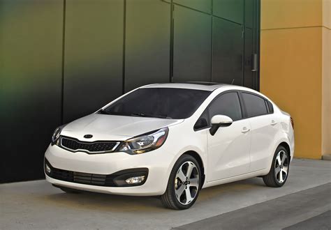 2015 Kia Rio photo