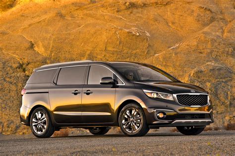 2015 Kia Sedona photo