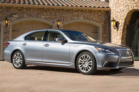 2015 Lexus Ls460 photo