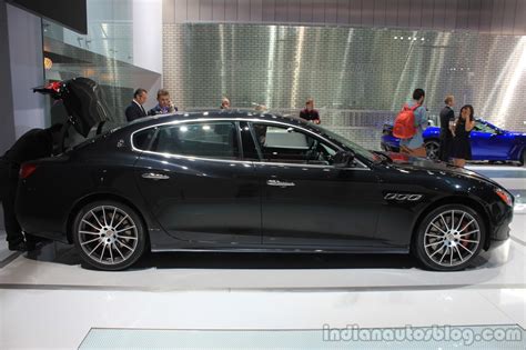 2015 Maserati Quattroporte photo