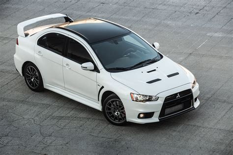 2015 Mitsubishi Lancer evolution photo