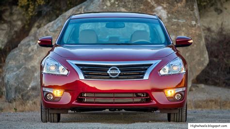 2015 Nissan Altima photo