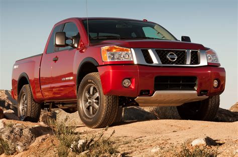 2015 Nissan Titan photo