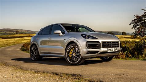 2015 Porsche Cayenne s e-hybrid engine