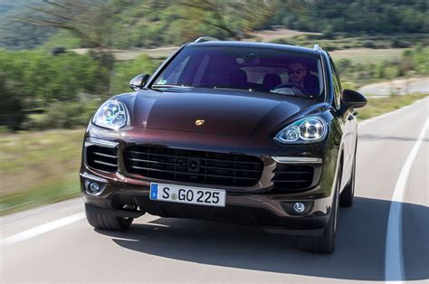 2015 Porsche Cayenne s e-hybrid photo