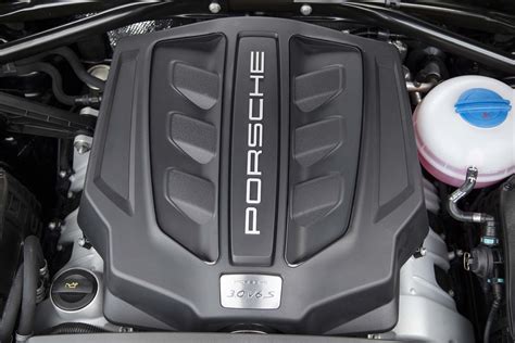 2015 Porsche Macan s engine