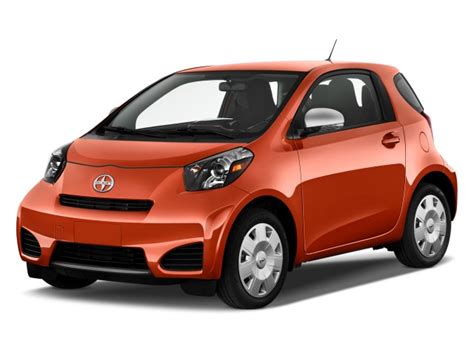 2015 Scion Iq photo