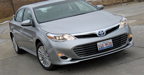 2015 Toyota Avalon hybrid photo