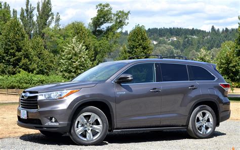 2015 Toyota Highlander hybrid photo