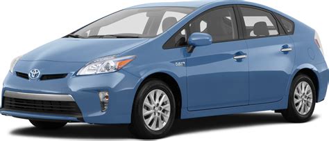 2015 Toyota Prius plug-in hybrid photo