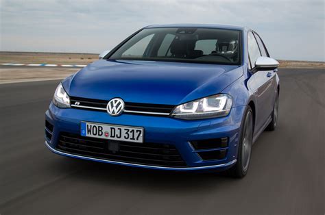 2015 Volkswagen Golf r photo