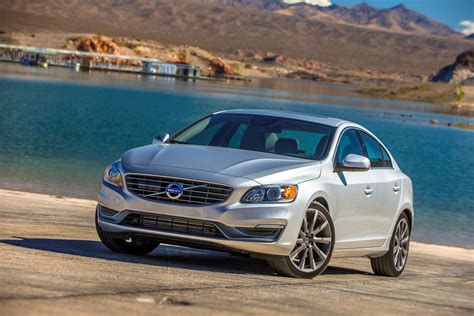 2015 Volvo S60 photo