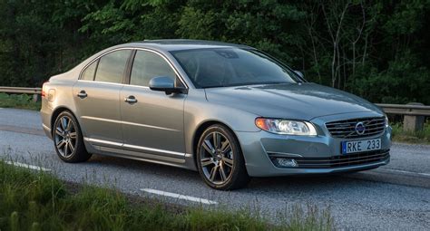 2015 Volvo S80 photo