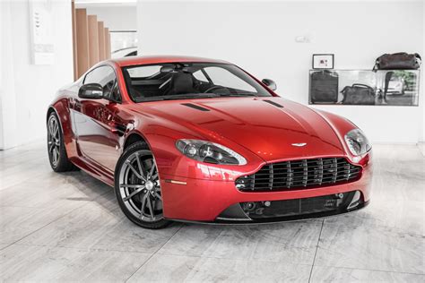 2016 Aston martin V8 vantage s photo