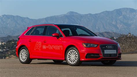 2016 Audi A3 etron photo