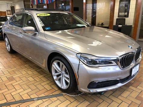 2016 Bmw 750xi photo